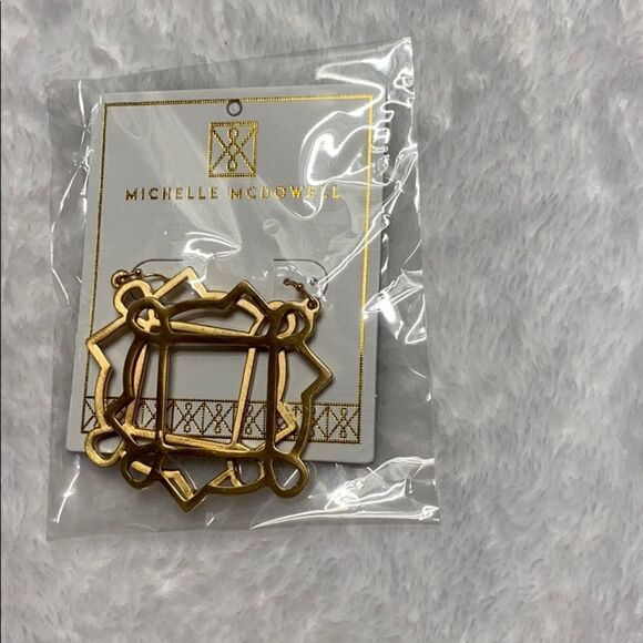 MICHELLE MCDOWELL EARRINGS - Gold - Picture 7 of 9